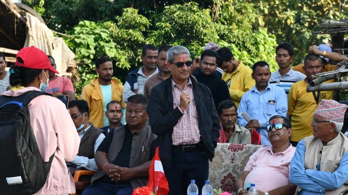 कञ्चनपुरलाई त्रिदेशीय नाकाको रुपमा विकास गर्छौैँ : नेता लेखक